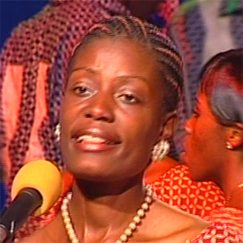 DEBOUT CAMEROUN